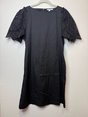 Chico’s Black Shift Dress With Eyelet Sleeves Zip Back Pockets Size 1 Date Night